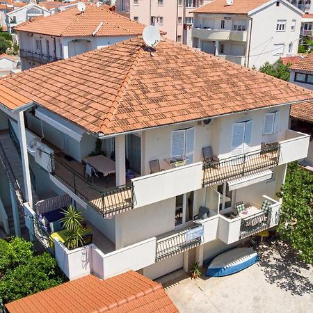 Apartments Vice Trogir Eksteriør billede