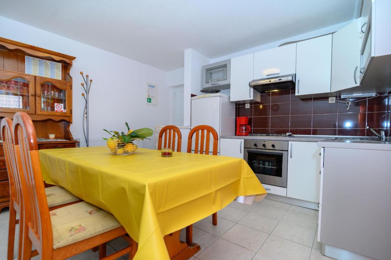 Apartments Vice Trogir Eksteriør billede