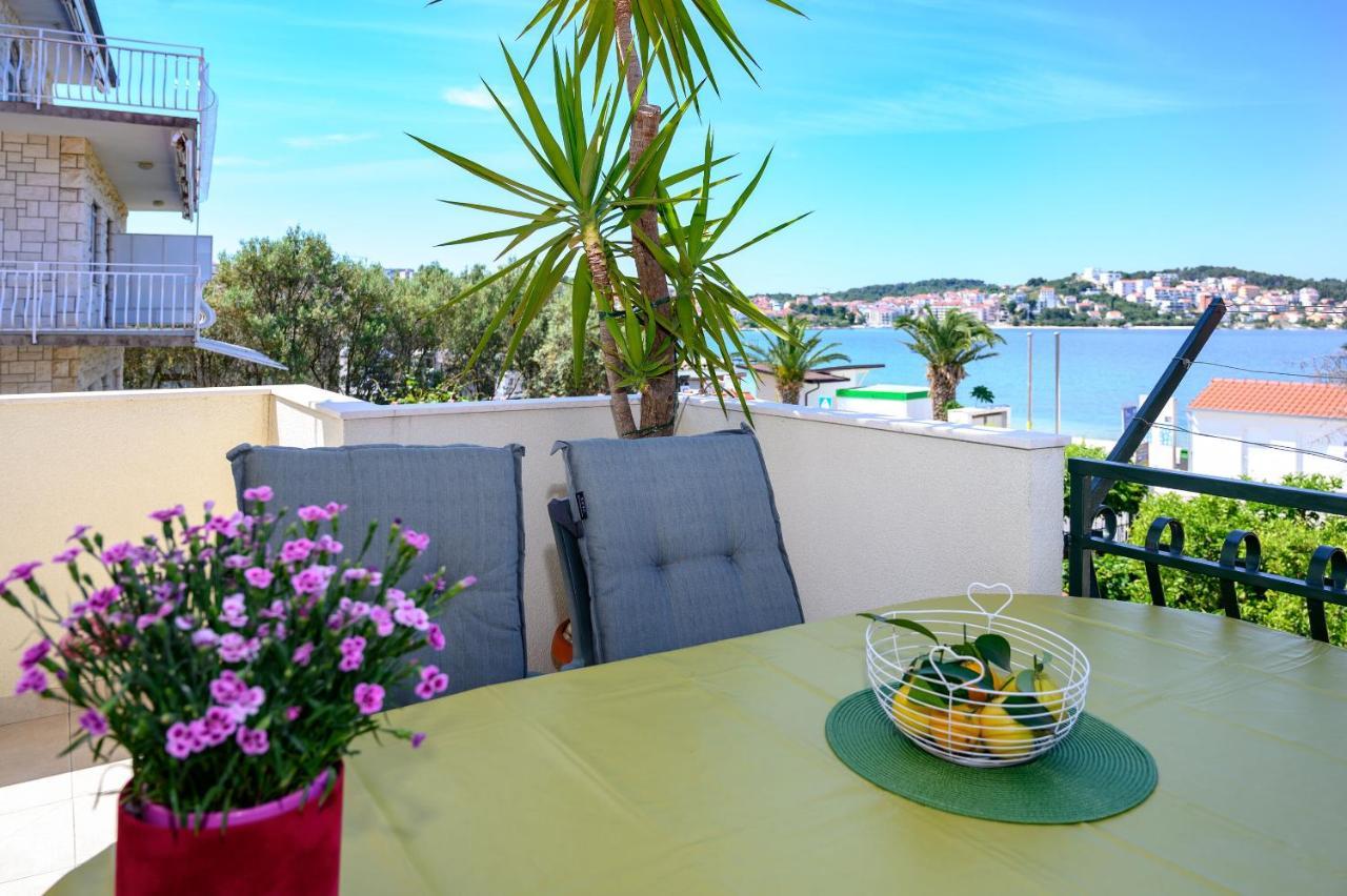 Apartments Vice Trogir Eksteriør billede